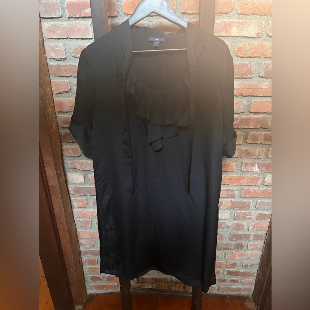 GAP vintage large black shift loose dress ruffle neckline short sleeve